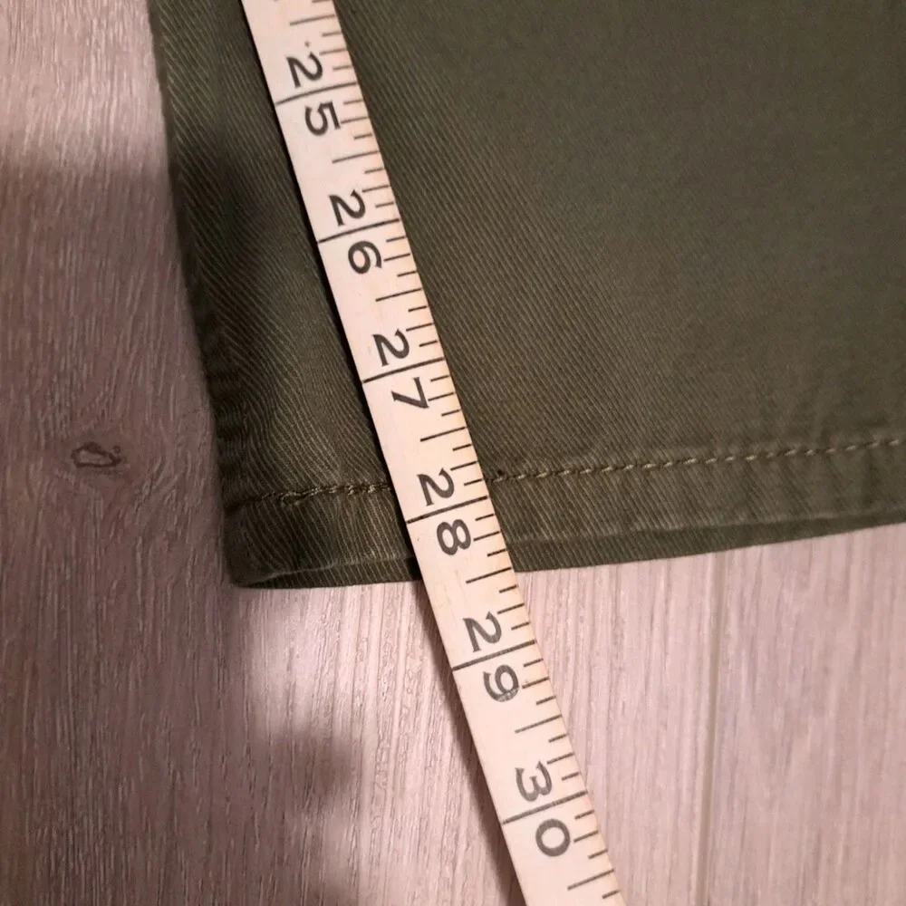 Levi's 502 Regular Taper Warp Stretch Olive‎ Green Pants 29x28* NWT